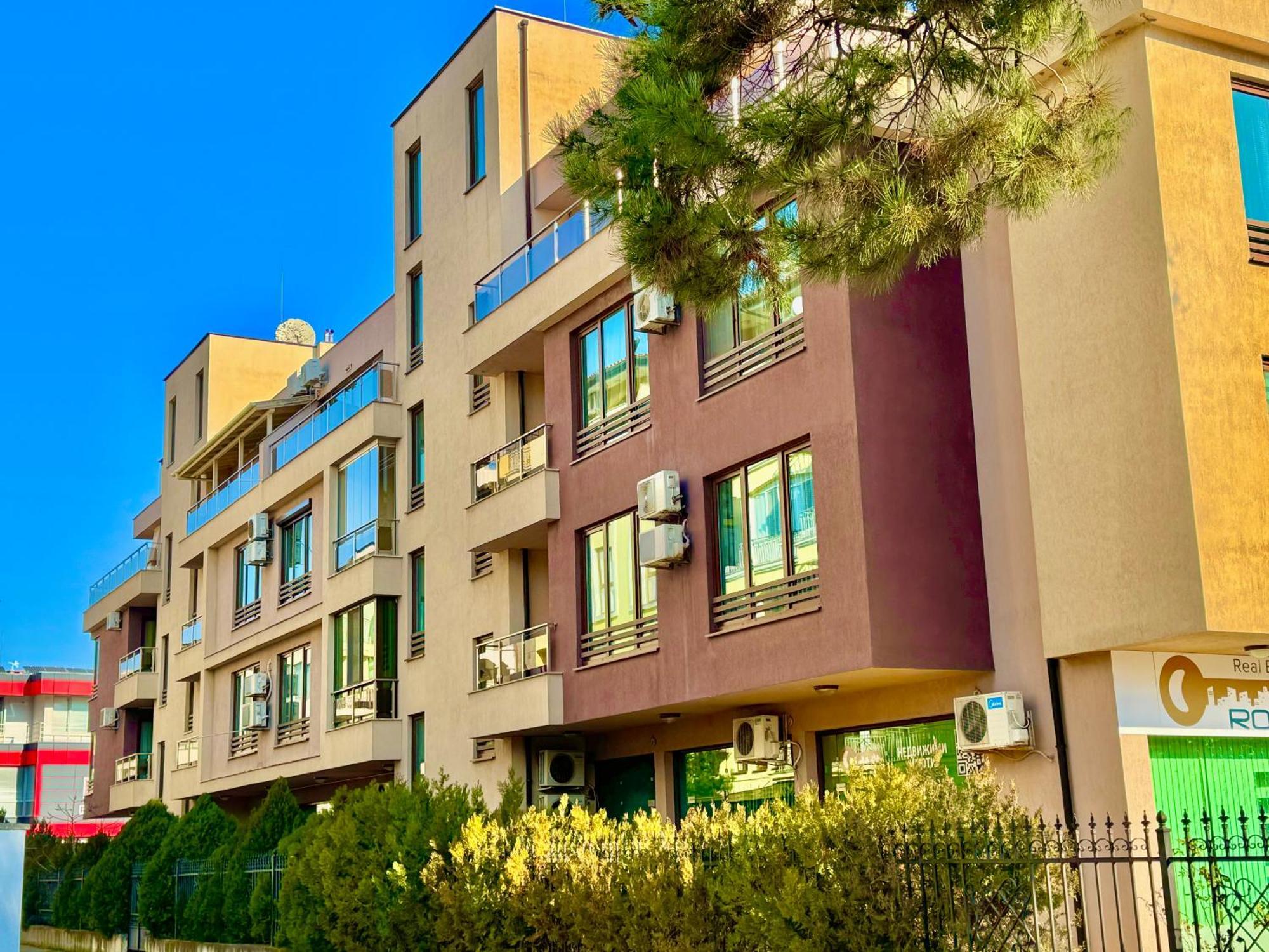 Sea Sun Holiday Apartments Pantai Sunny Bagian luar foto